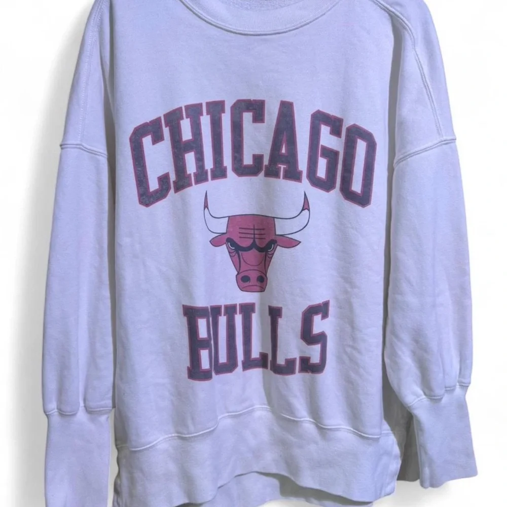 Abercrombie & Fitch White Sweatshirt - Picture 1 of 2